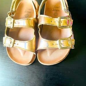 Gold Toddler girl Sandals.